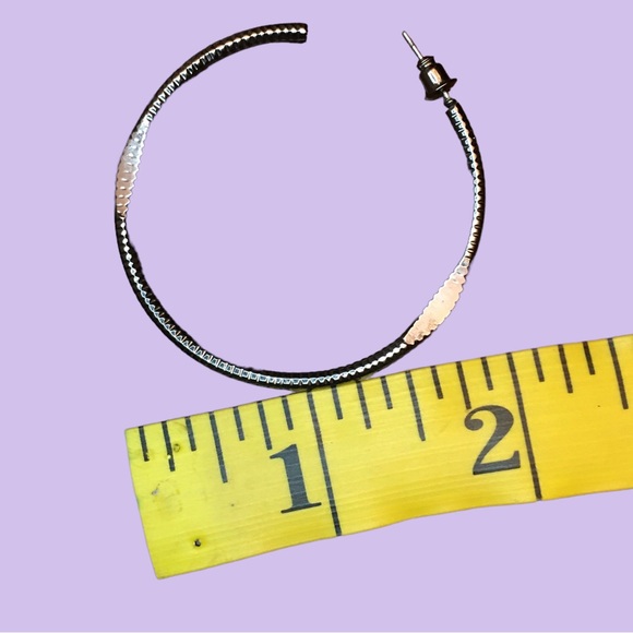 Black Ribbed Hoop Earrings, NWOT  **3 for $15* - Picture 4 of 8